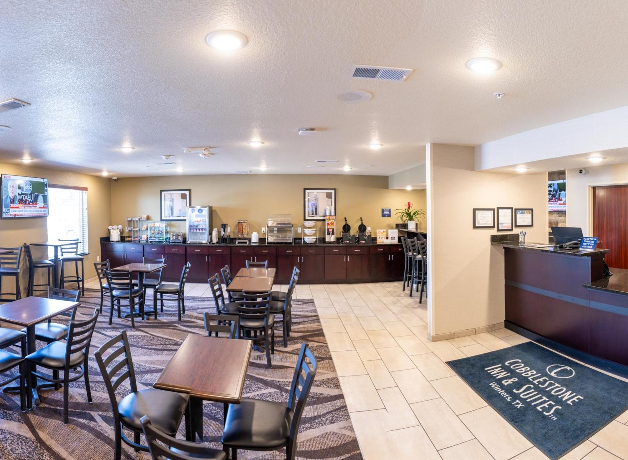 Cobblestone Inn & Suites - Winters Eksteriør billede