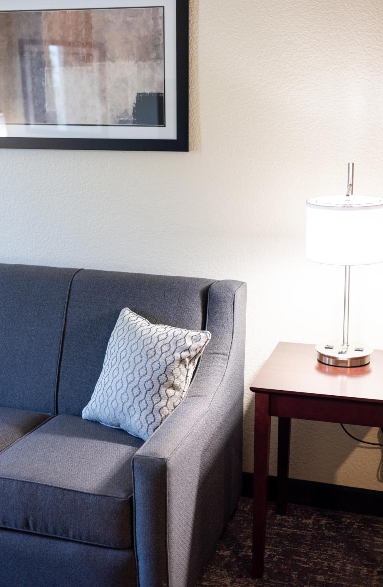Cobblestone Inn & Suites - Winters Eksteriør billede