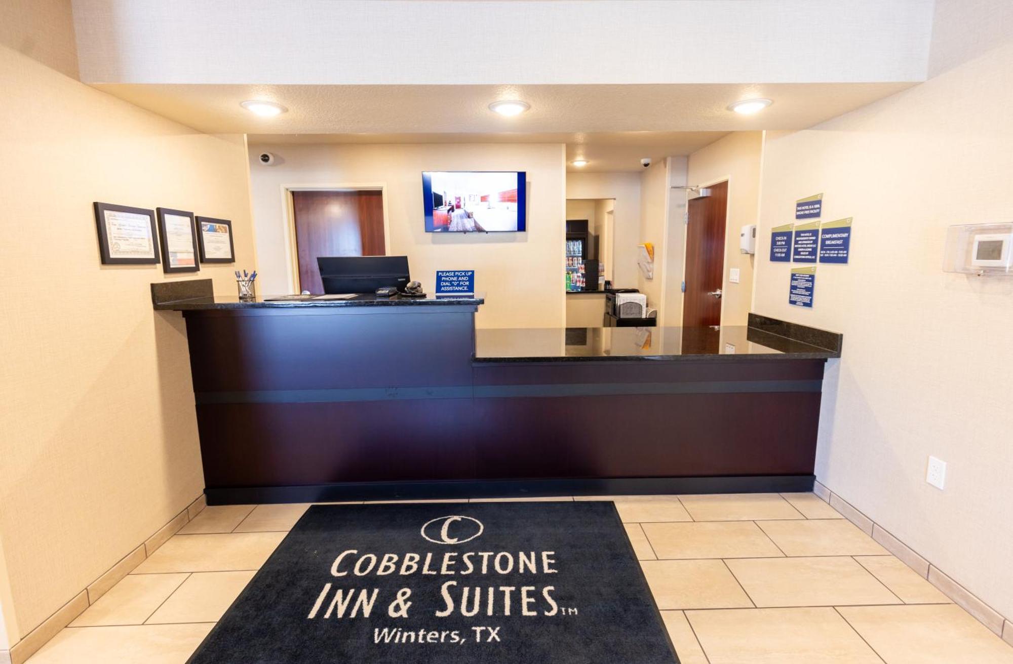 Cobblestone Inn & Suites - Winters Eksteriør billede