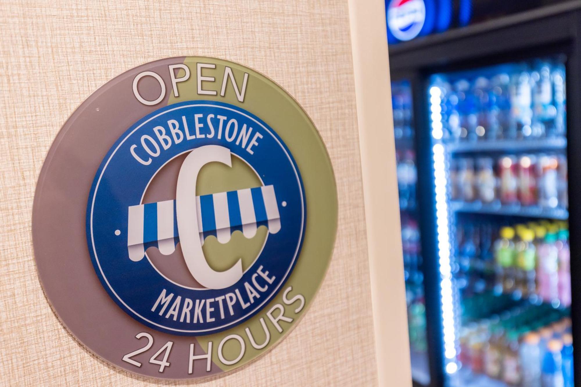 Cobblestone Inn & Suites - Winters Eksteriør billede